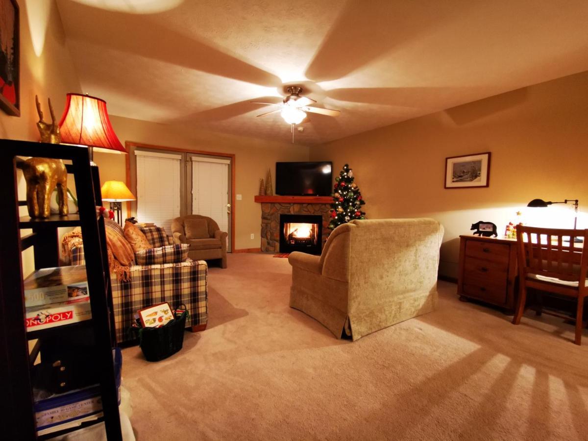 Gorgeous House For Ski Retreat Or Mountain Vacations Snowshoe Exterior photo